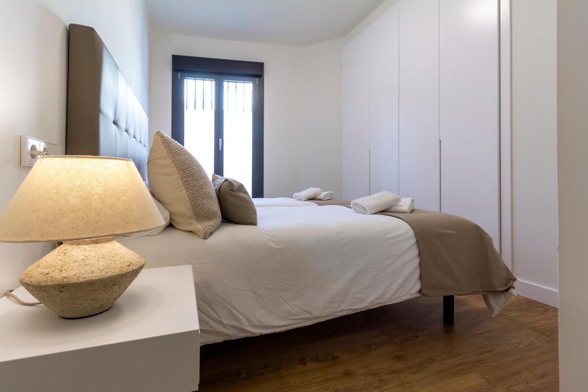 Alohamundi Puerta Osario II Apartment Sevilla Bagian luar foto